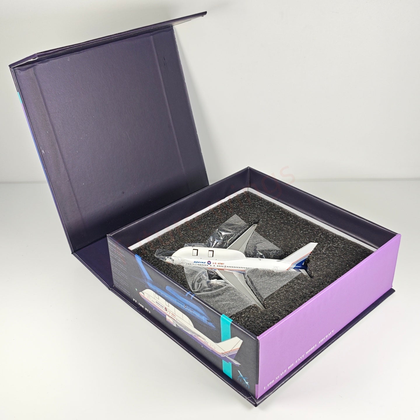 1:400 Patriot US.Army B767-200 N767BA Aircraft Model+Free Tractor