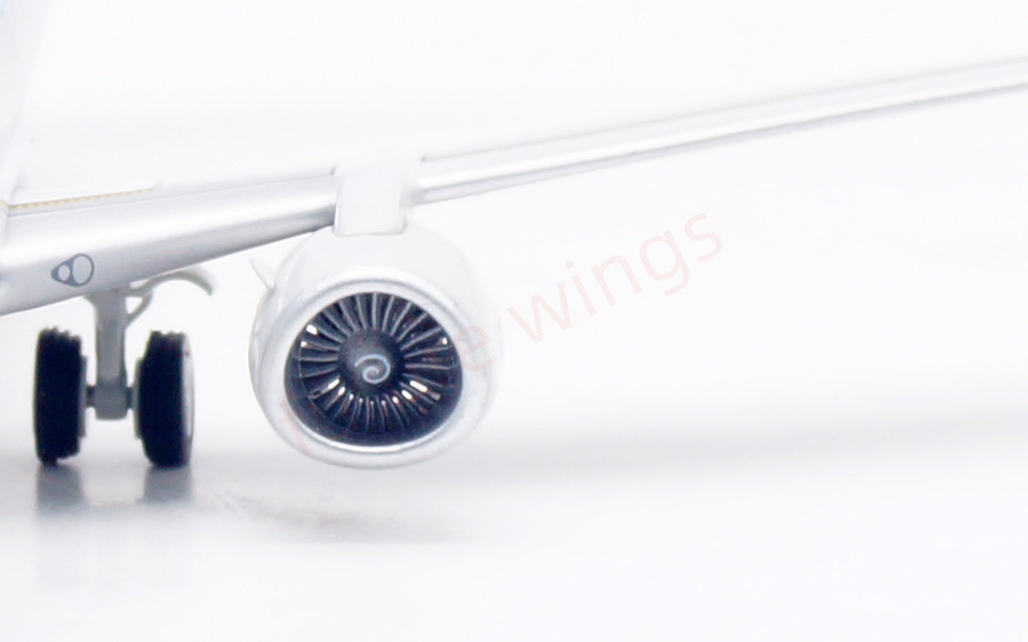 1:200 InFlight200 KLM B737-400 PH-BTG Diecast Aircraft Model