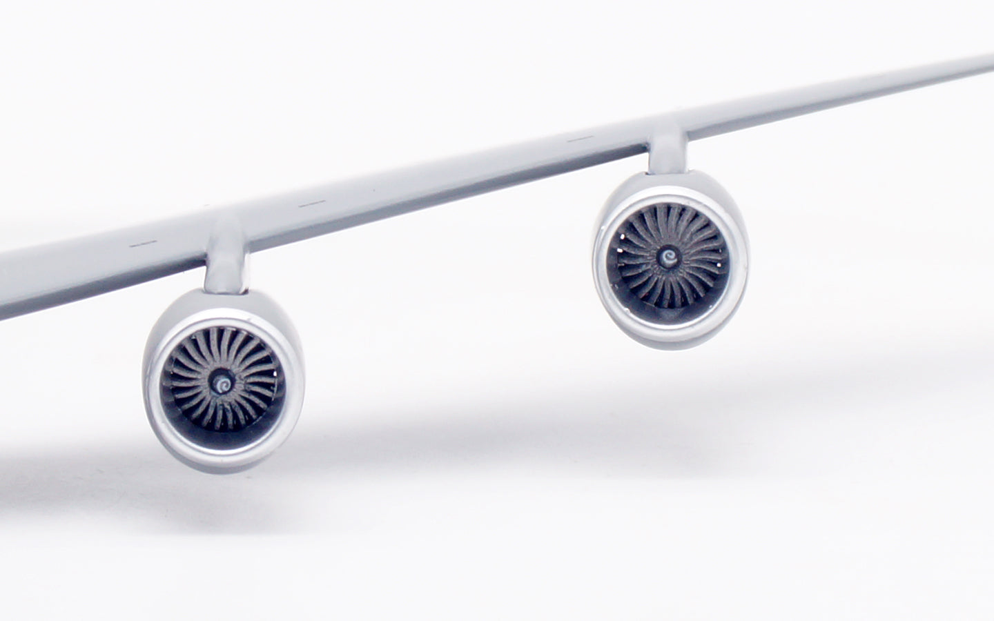 1:200 InFlight200 USAF KC-135R 61-0275 Diecast Aircraft Model