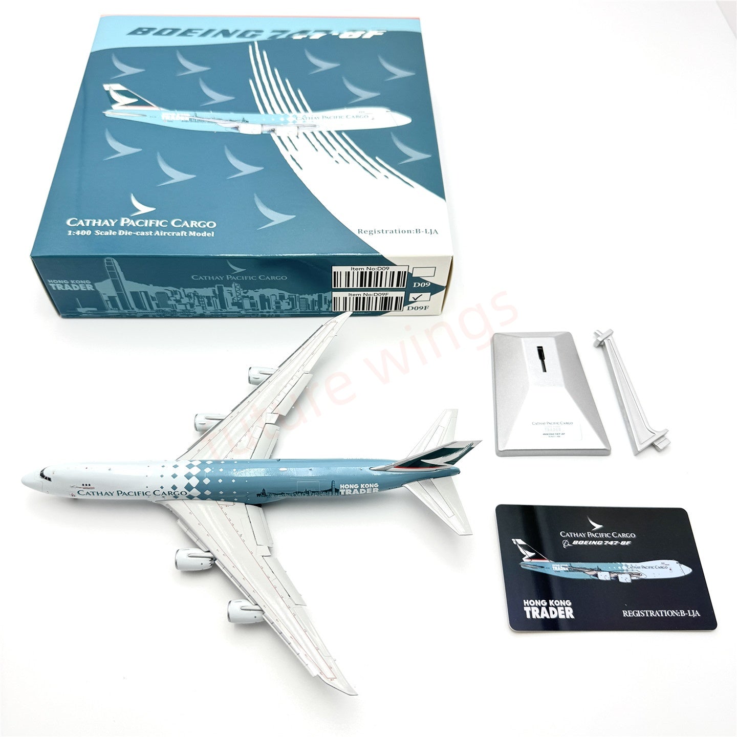 1:400 YY Wings Cathay Pacific B747-8F B-LJA Aircraft Model Free Tractor +Stand