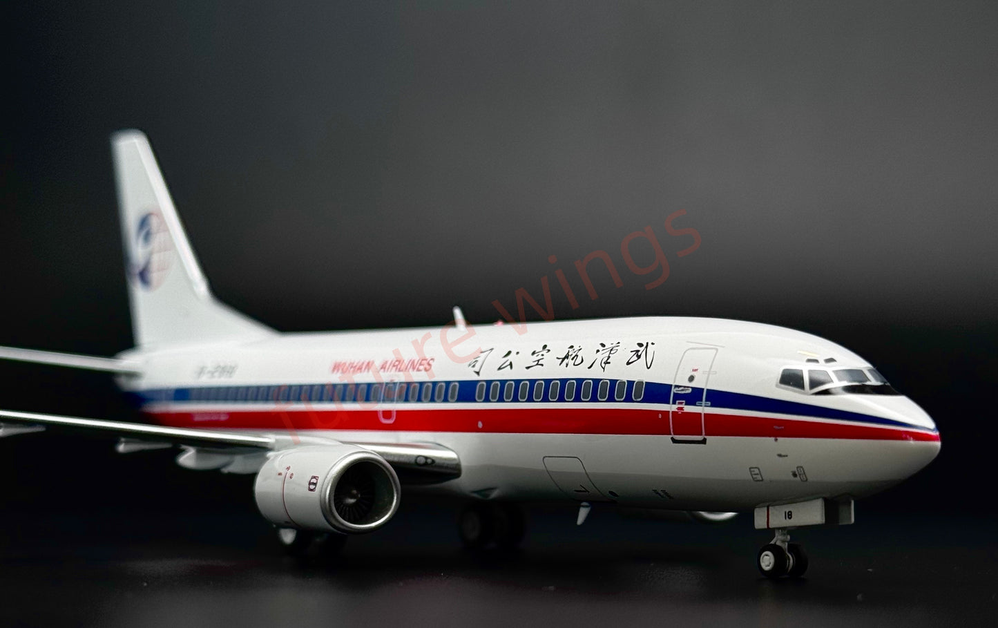 1:200 KJ Model(InFlight200) Wuhan Airlines B737-300 B-2918 Diecast Aircraft Model