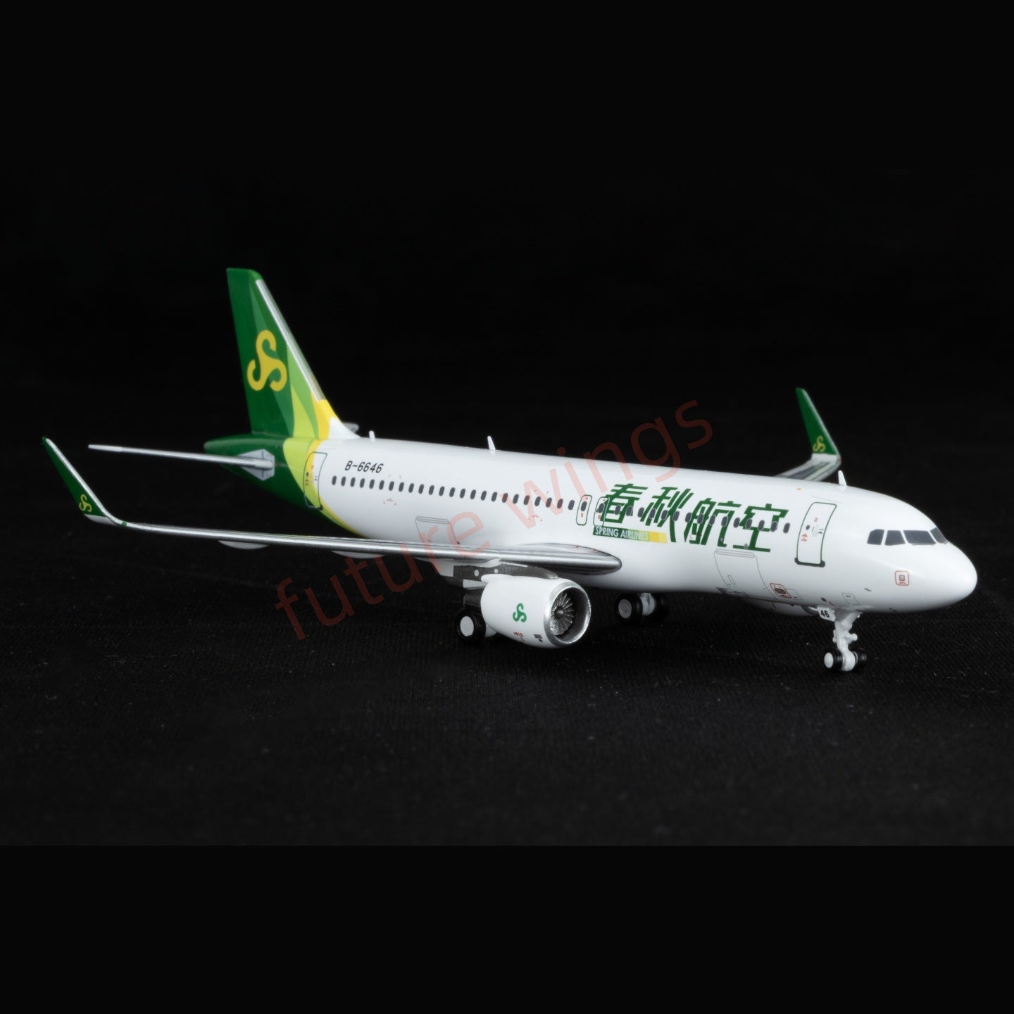 1:400 Kylin Models Spring Airlines A320 B-6646 Aircraft Model+Free Tractor