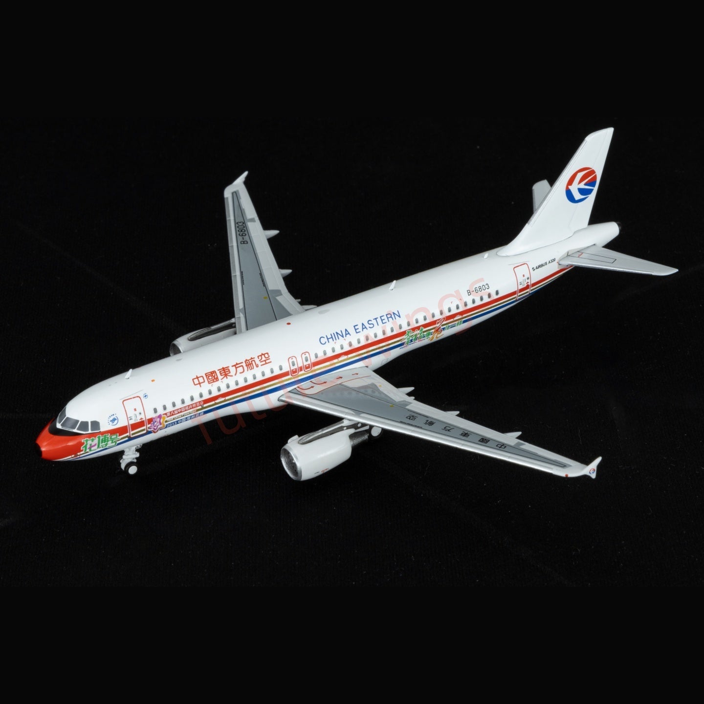 1:400 Kylin Models China Eastern Airlines A320 B-6803 Aircraft Model+Free Tractor