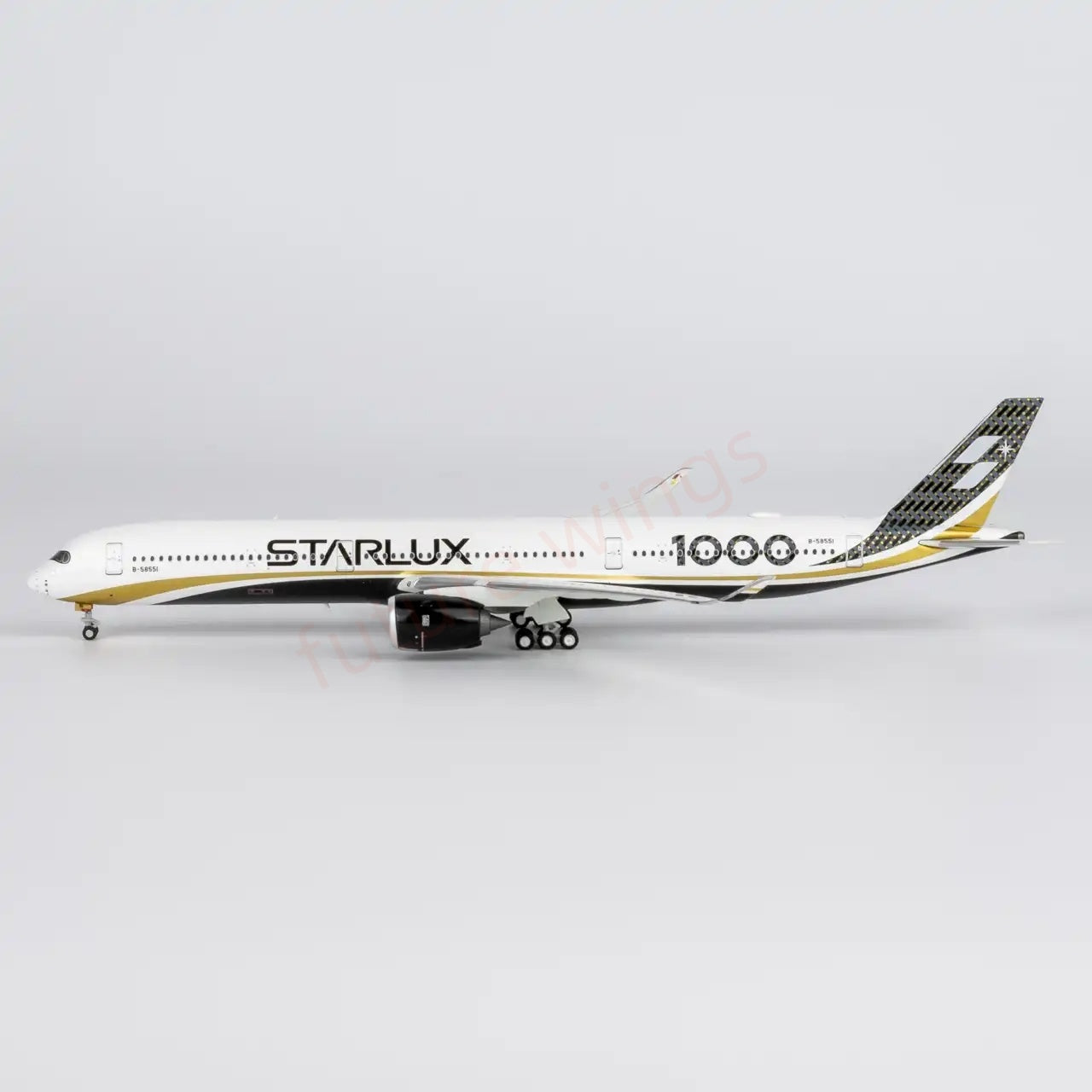 1:400 NG Models NG57026 StarLux Airlines A350-1000 B-58551 Aircraft Model+Free Tractor