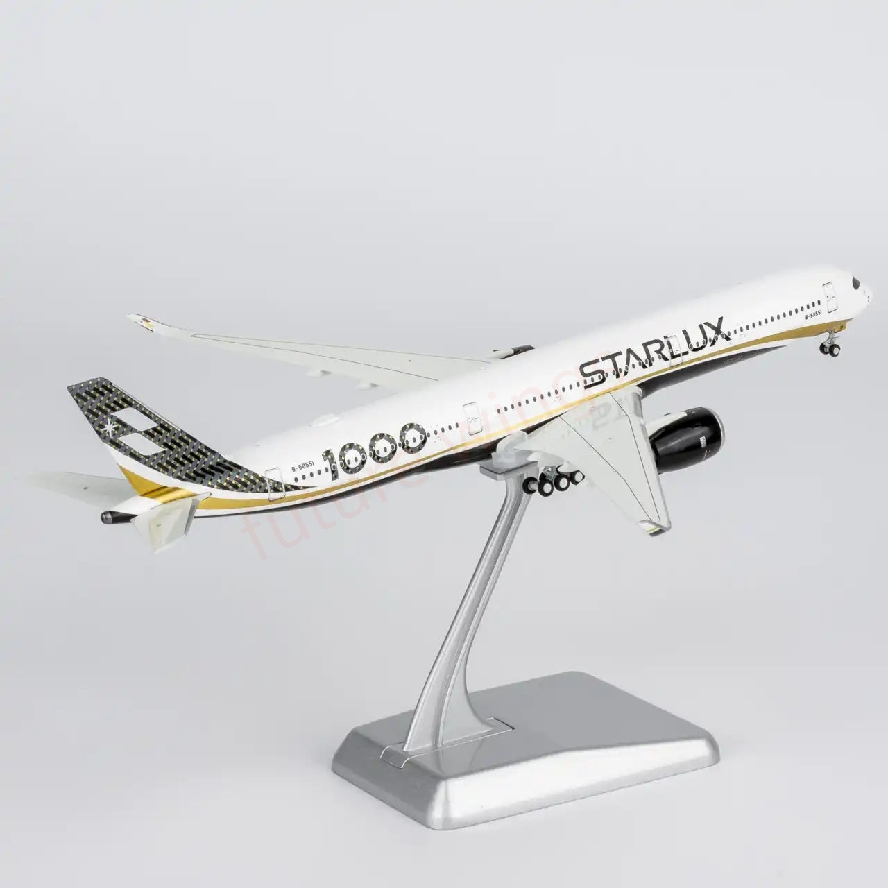 1:400 NG Models NG57025 StarLux Airlines A350-1000 B-58551 " "Luxury Package""Aircraft Model+Free Tractor