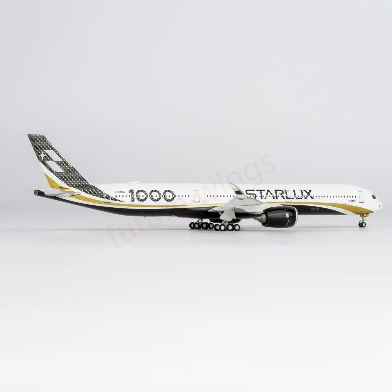1:400 NG Models NG57025 StarLux Airlines A350-1000 B-58551 " "Luxury Package""Aircraft Model+Free Tractor