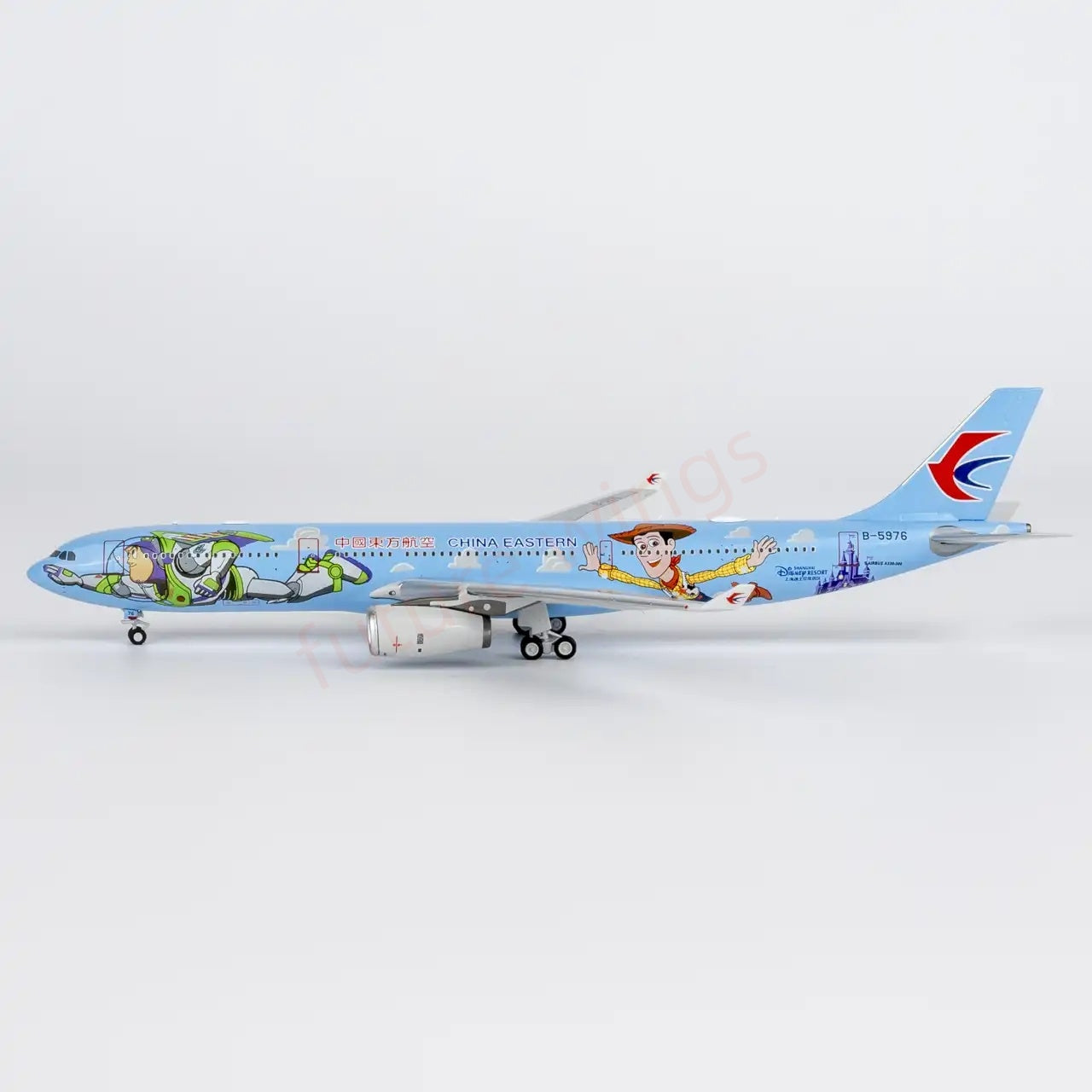 1:400 NG Models NG62078 China Eastern Airlines A330-300 B-5976 Aircraft Model+Free Tractor