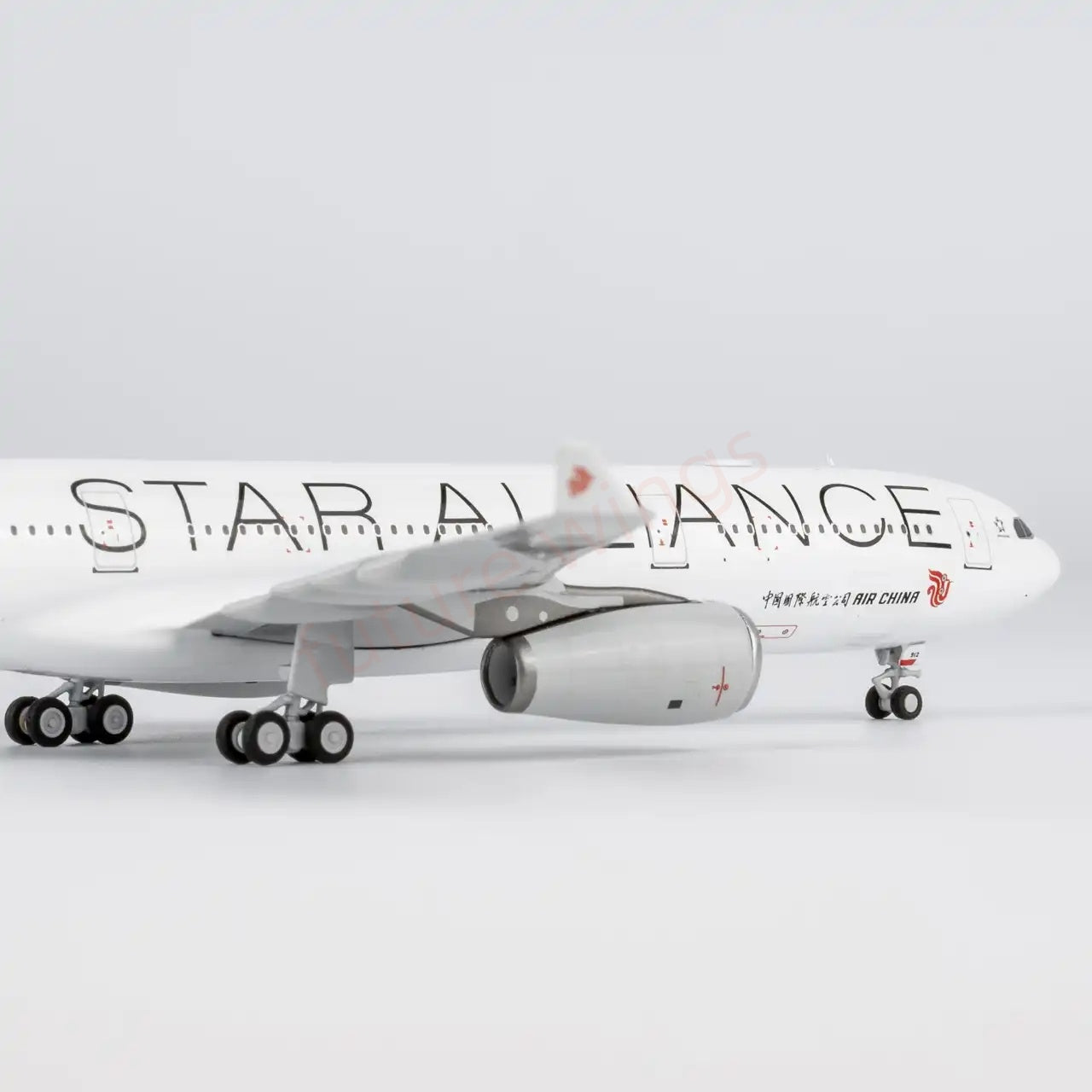 1:400 NG Models NG62080 Air China A330-300 B-5912 "Star Alliance" Aircraft Model+Free Tractor
