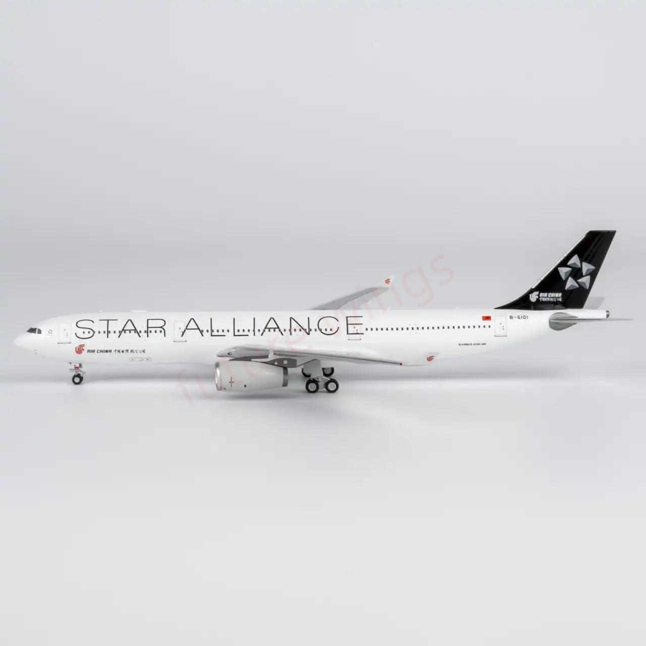 1:400 NG Models NG62081 Air China A330-300 B-6101 "Star Alliance" Aircraft Model+Free Tractor