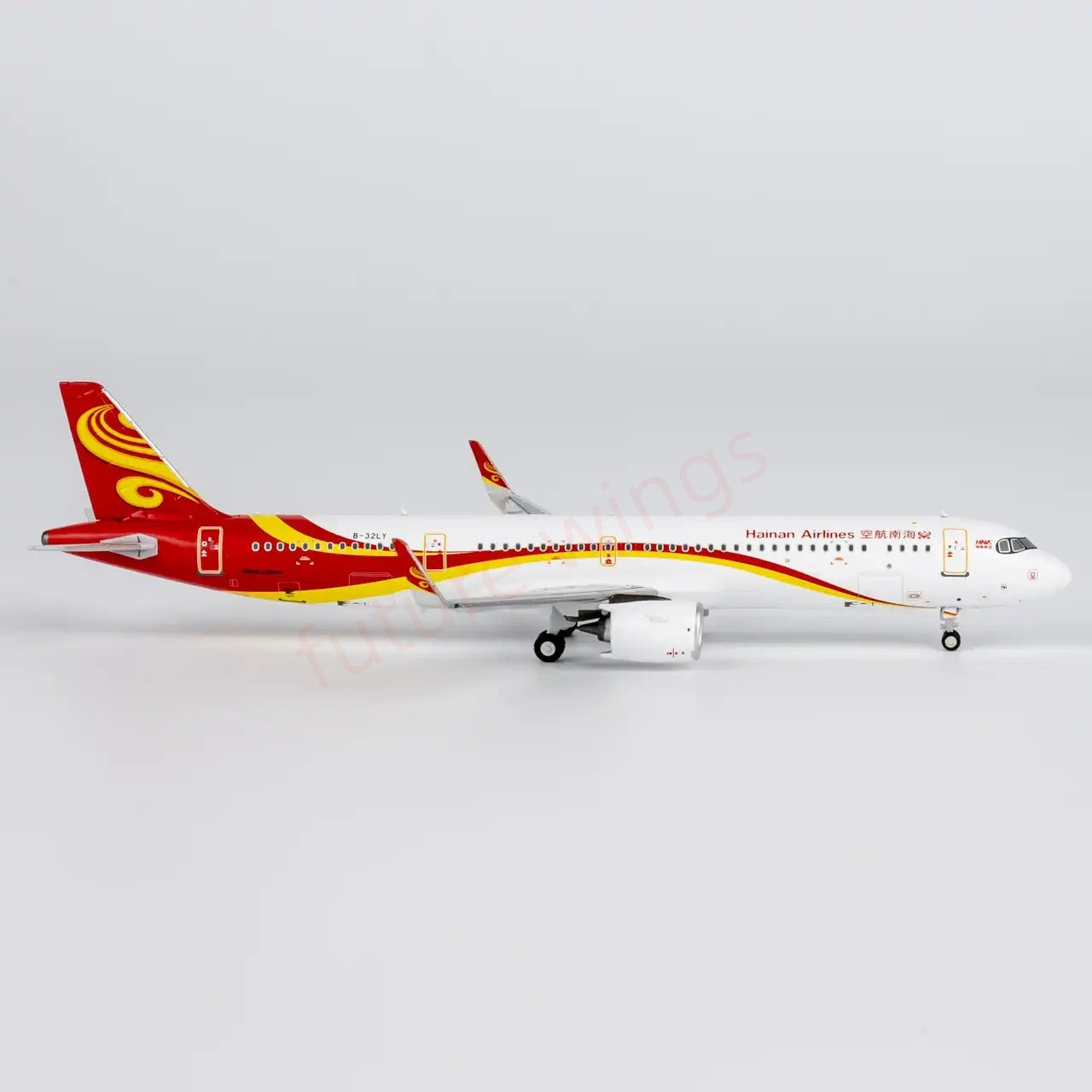 1:400 NG Models NG13135 Hainan Airlines A321neo B-32LY Aircraft Model+Free Tractor