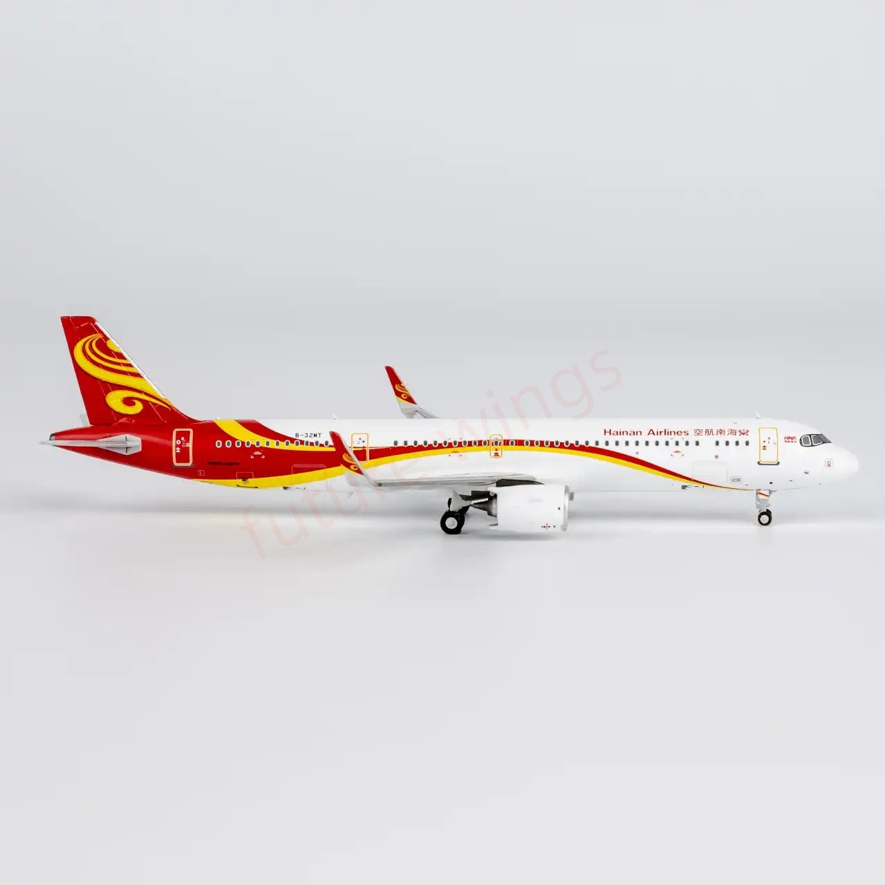 1:400 NG Models NG13136 Hainan Airlines A321neo B-32MT Aircraft Model+Free Tractor