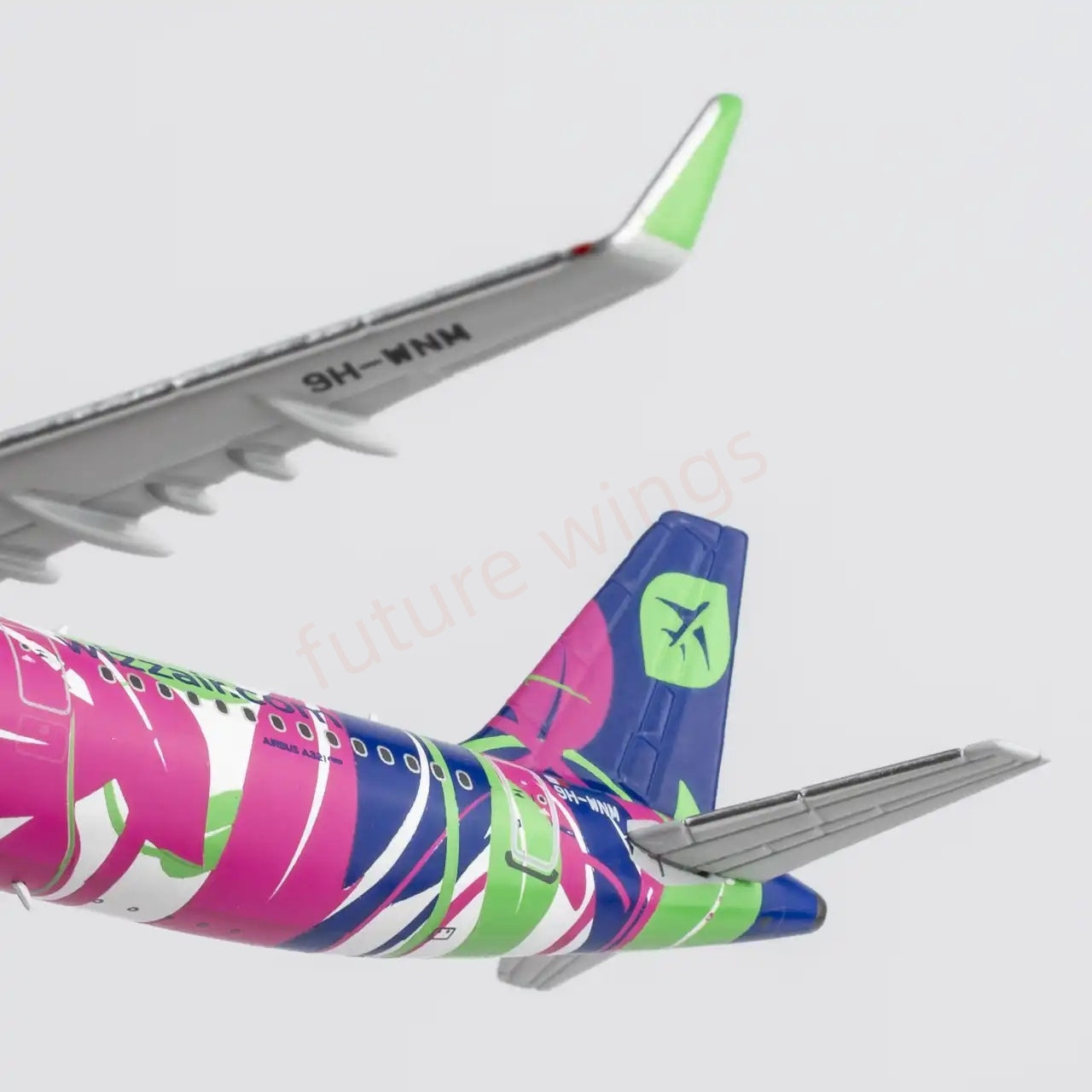 1:400 NG Models NG13138 Wizz Air A321neo 9H-WNM Aircraft Model+Free Tractor
