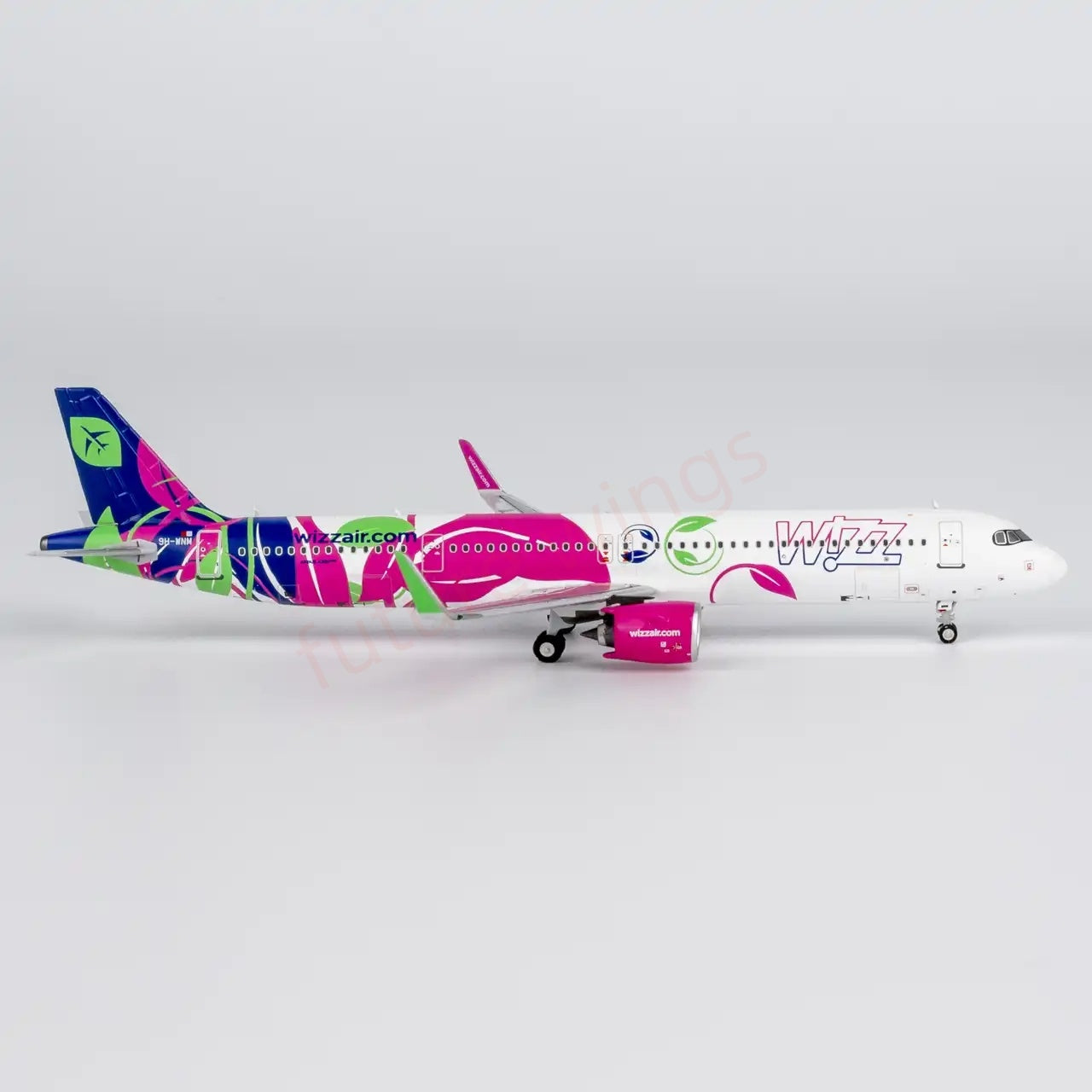 1:400 NG Models NG13138 Wizz Air A321neo 9H-WNM Aircraft Model+Free Tractor