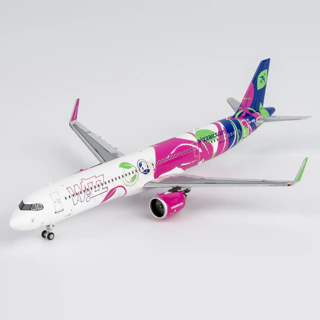 1:400 NG Models NG13138 Wizz Air A321neo 9H-WNM Aircraft Model+Free Tractor