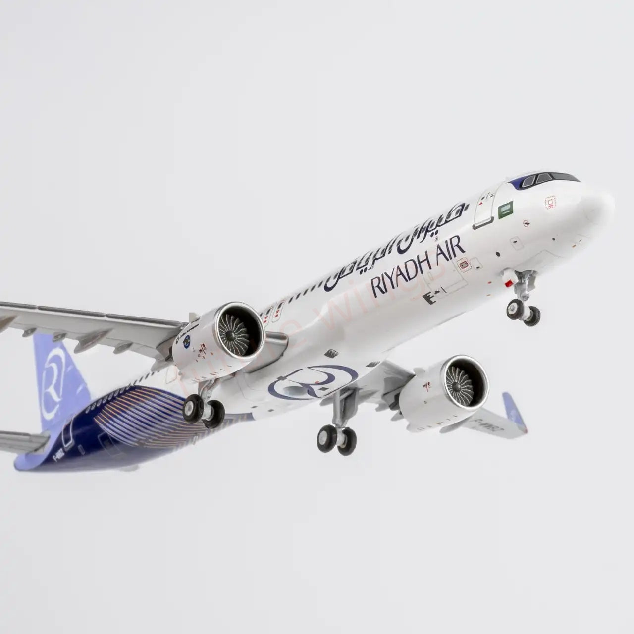 1:400 NG Models NG13137 Riyadh Air A321XLR F-WWBZ Aircraft Model+Free Tractor