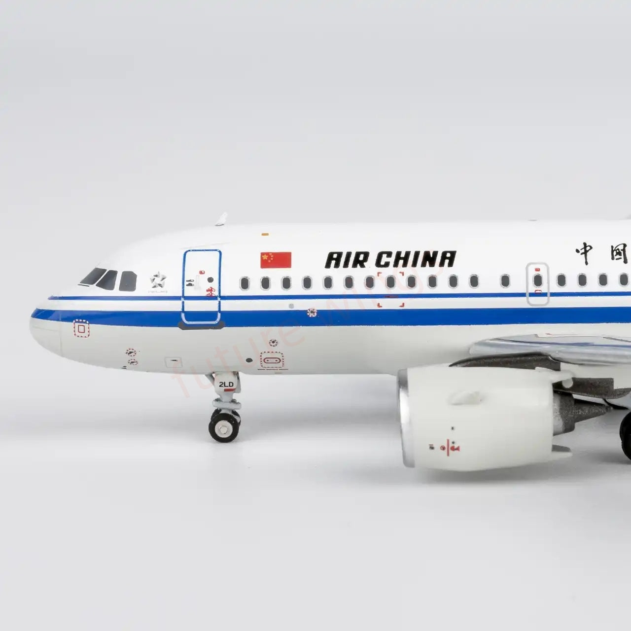 1:400 NG Models NG49037 Air China A319neo B-32LD Aircraft Model+Free Tractor