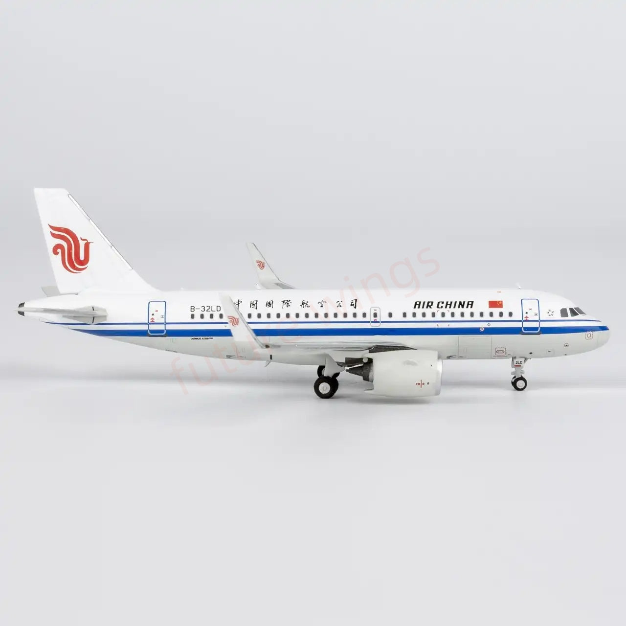 1:400 NG Models NG49037 Air China A319neo B-32LD Aircraft Model+Free Tractor