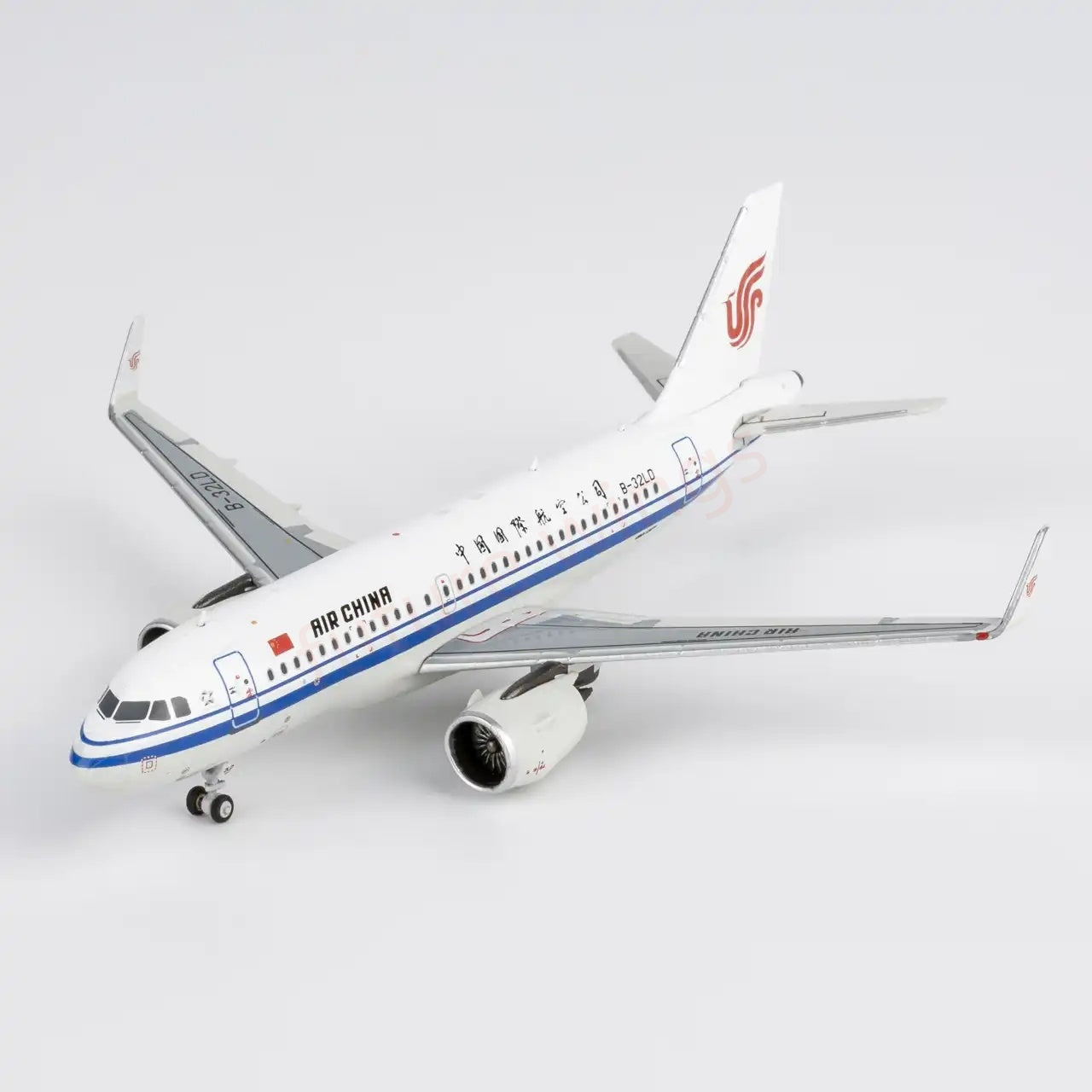 1:400 NG Models NG49037 Air China A319neo B-32LD Aircraft Model+Free Tractor