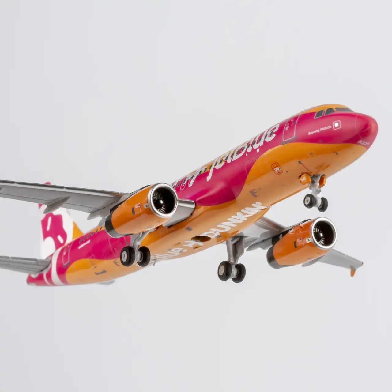 1:400 NG Models NG15061 JetBlue A320 N643JB Dunkin Aircraft Model+Free Tractor