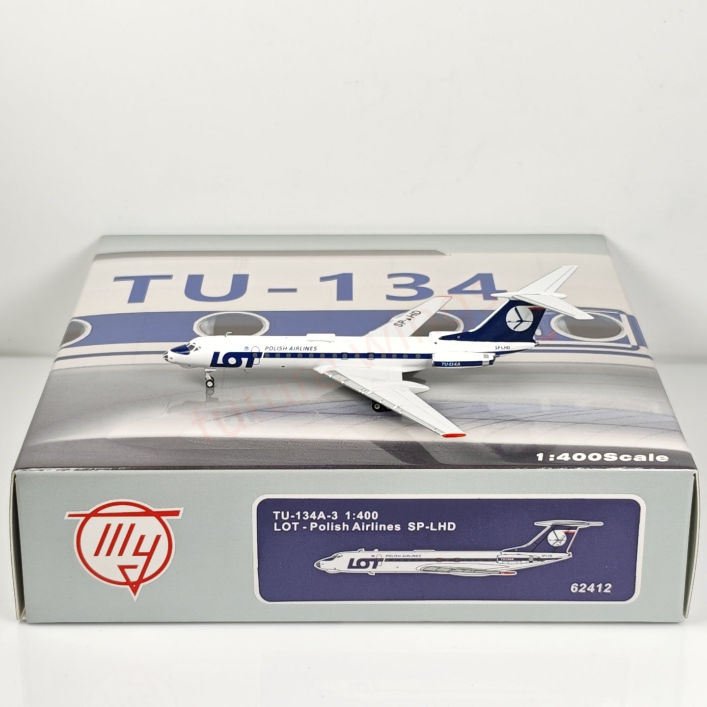1:400 PandaModel LOT TU-134 SP-LHD Aircraft Model+Free Tractor