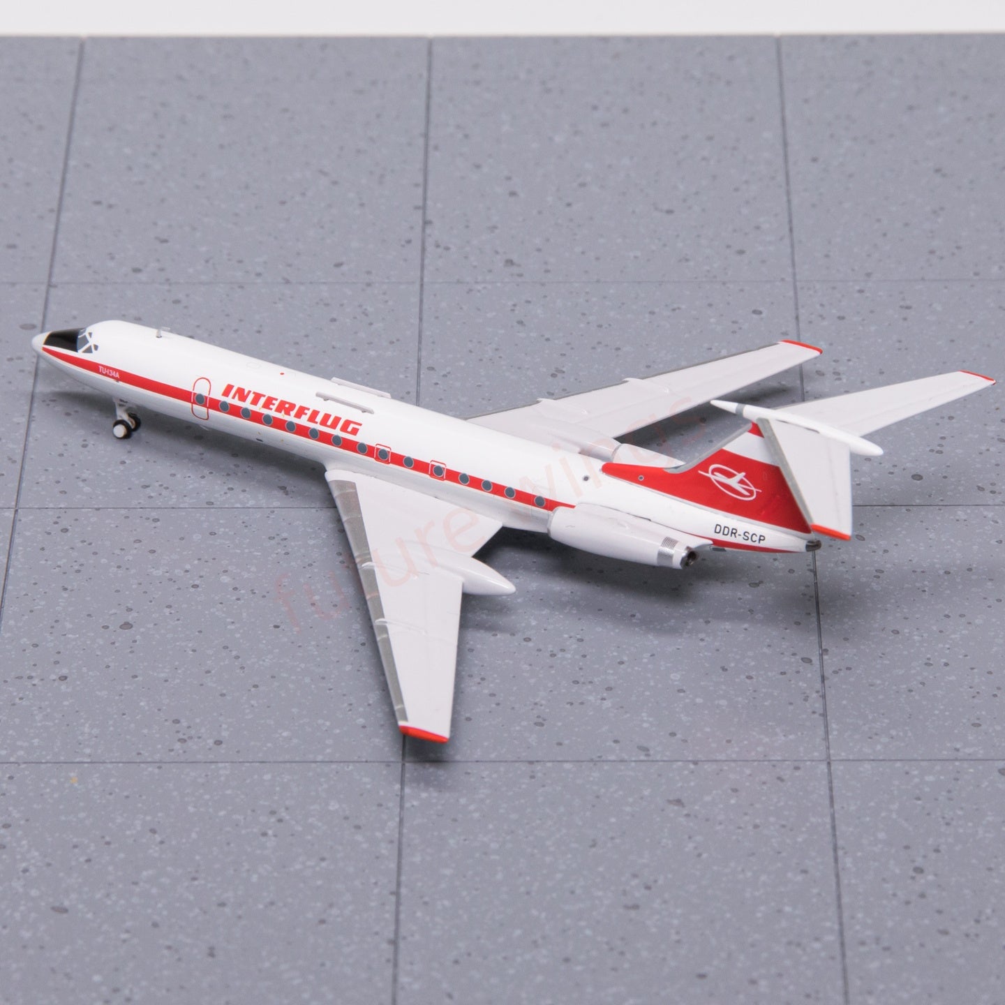 1:400 PandaModel Interflug TU-134A DDR-SCP Aircraft Model+Free Tractor
