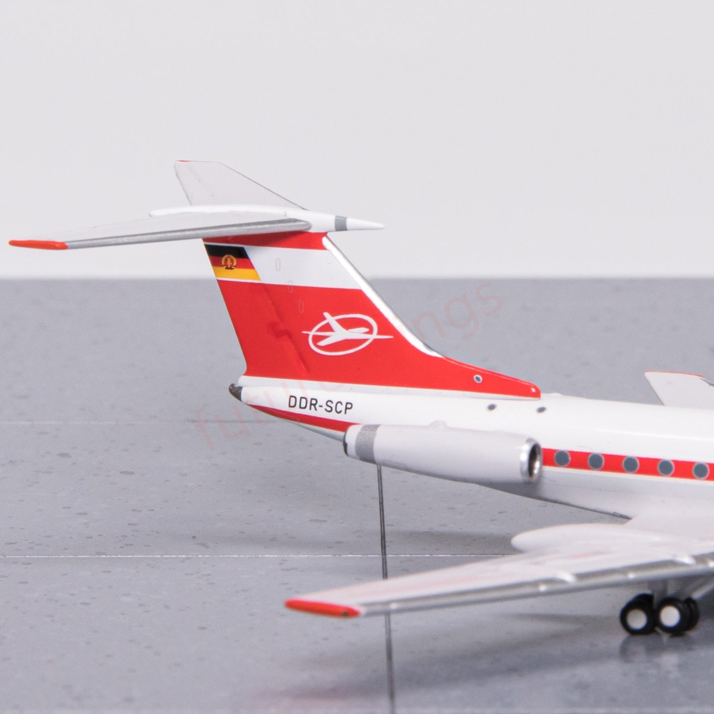 1:400 PandaModel Interflug TU-134A DDR-SCP Aircraft Model+Free Tractor