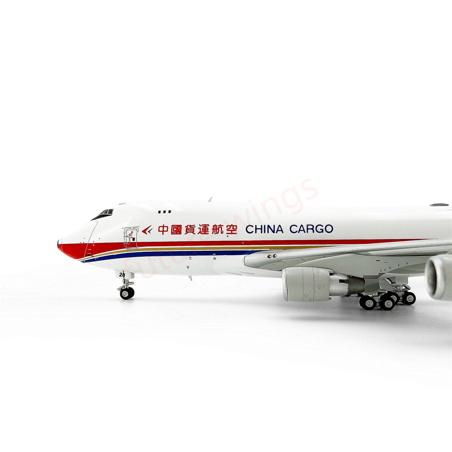 1:400 YY Wings China Cargo B747-400F B-2428 Aircraft Model Free Tractor +Stand
