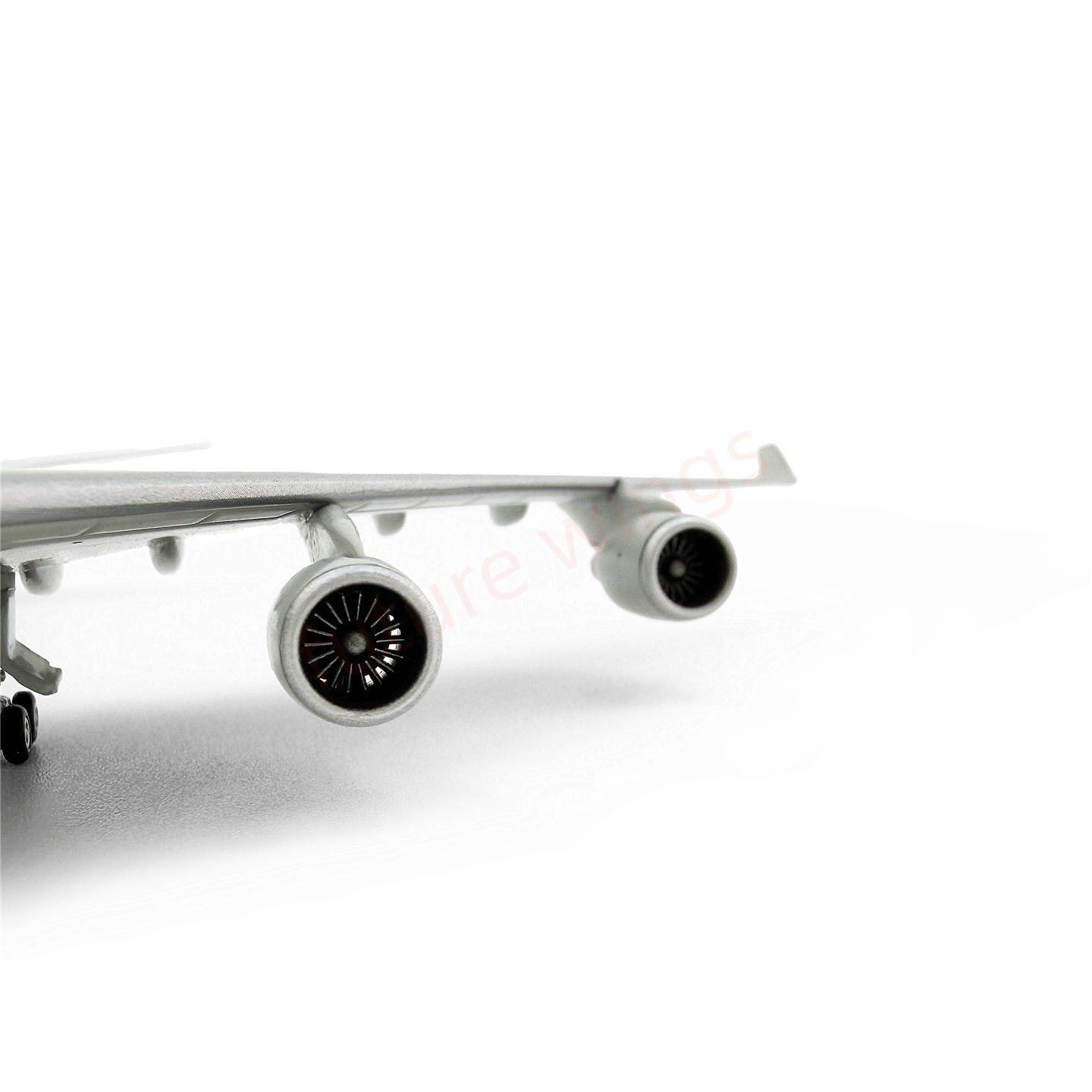 1:400 YY Wings China Cargo B747-400F B-2428 Aircraft Model Free Tractor +Stand