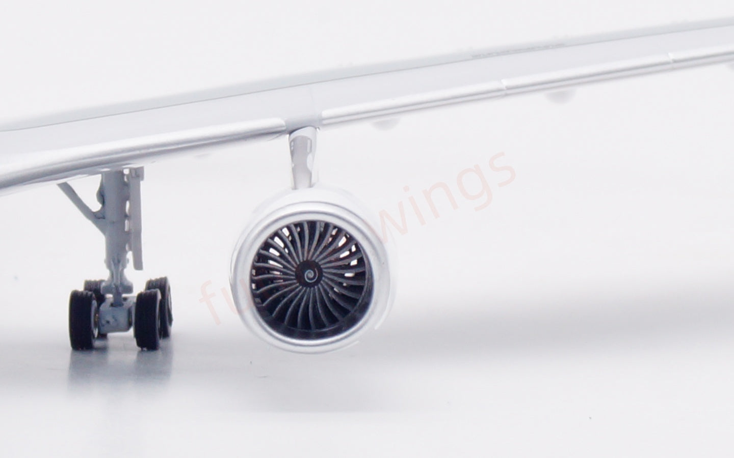 1:200 InFlight200 Swiss A330-300 HB-JHH Aircraft Model With Stand