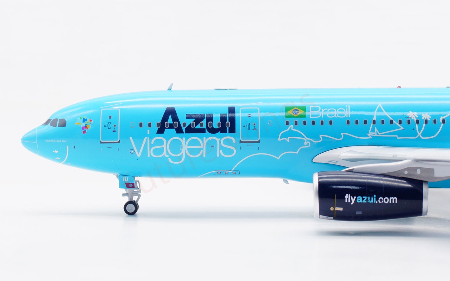 1:200 InFlight200 Azul A330-200 PR-AIU Aircraft Model With Stand