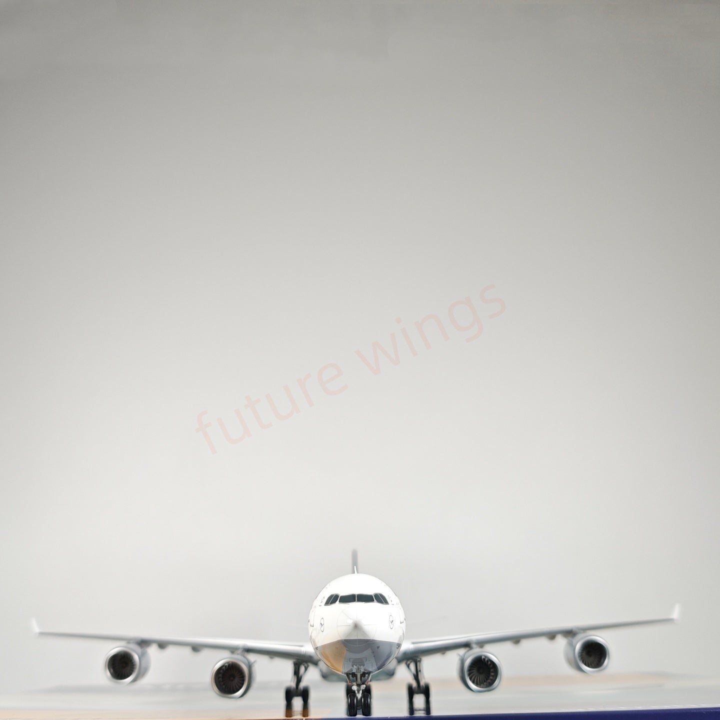 1:200 Z² Model(JC Wings) Lufthansa Airlines A340-600 D-AIHX Diecast Aircraft Model With Stand