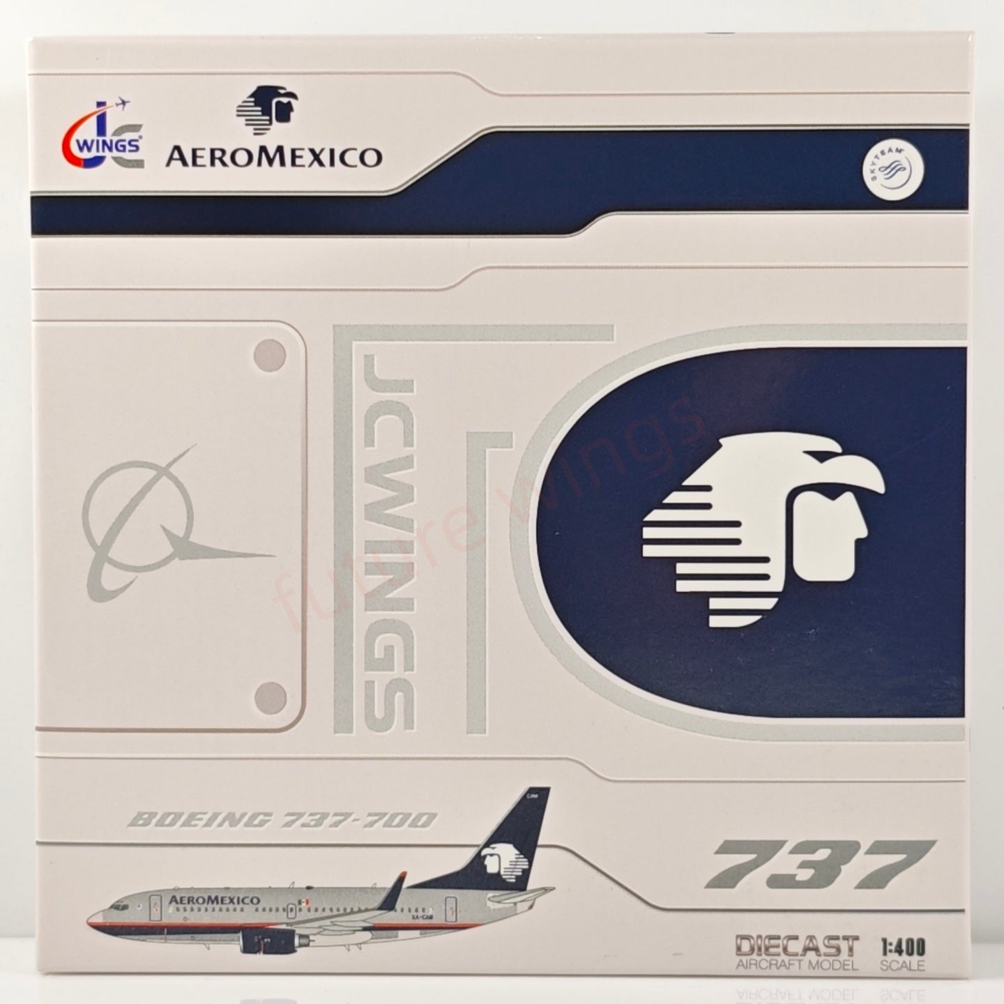 1:400 JC Wings XX40027 AeroMexico B737-700 XA-CAM Aircraft Model+Free Tractor