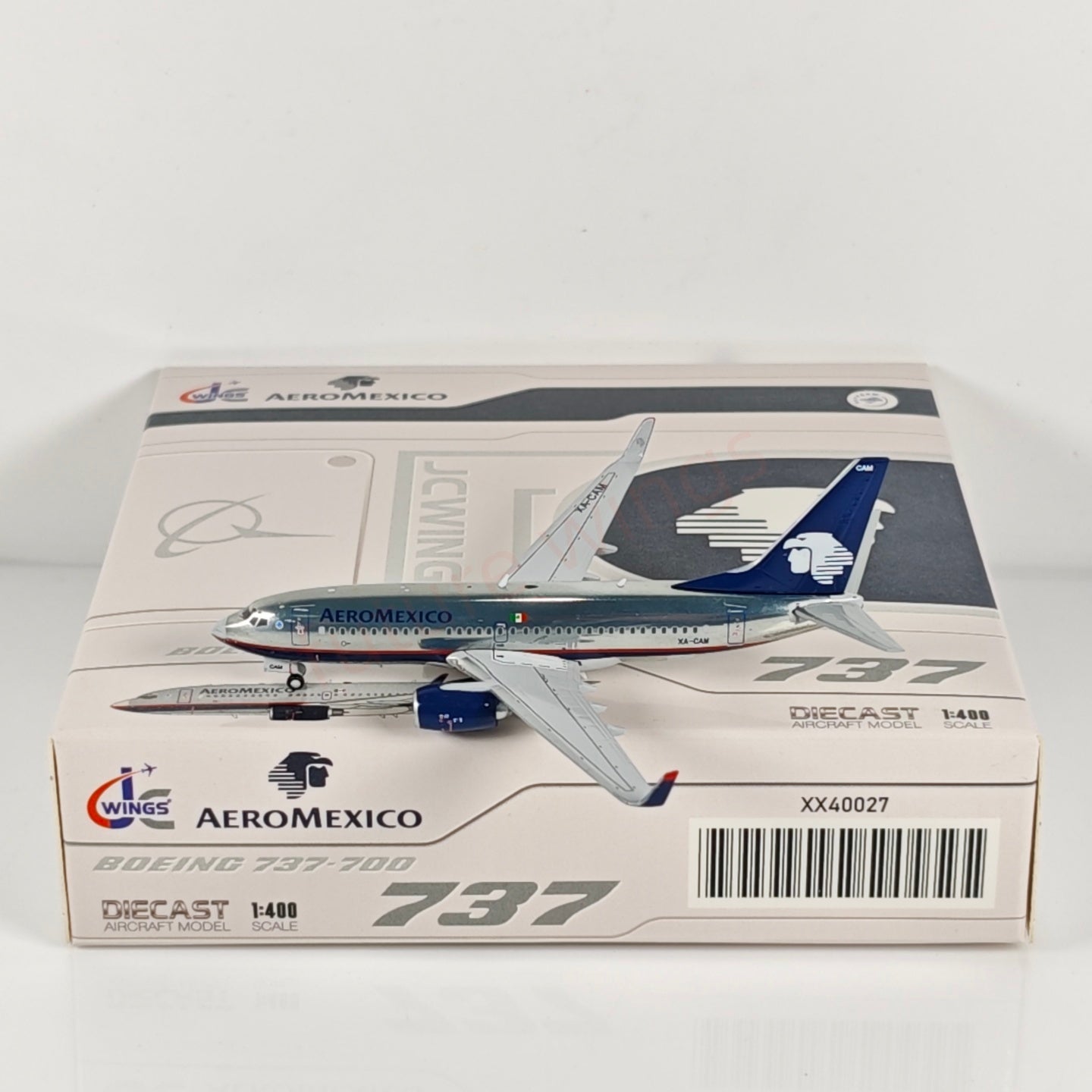 1:400 JC Wings XX40027 AeroMexico B737-700 XA-CAM Aircraft Model+Free Tractor