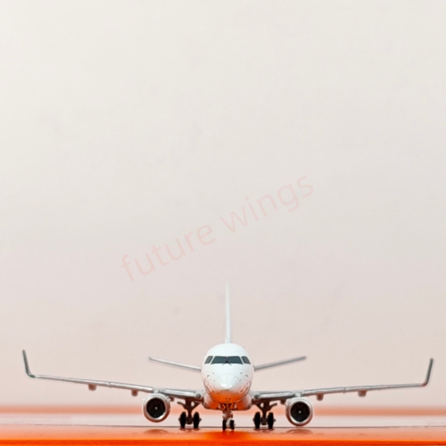 1:400 JC Wings EW4170006 Japan Airlines ERJ-170STD JA225J Aircraft Model+Free Tractor