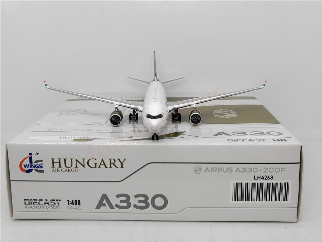 1:400 JC Wings LH4268 Hungary Air Cargo A330-200F HA-LHU Aircraft Model+Free Tractor