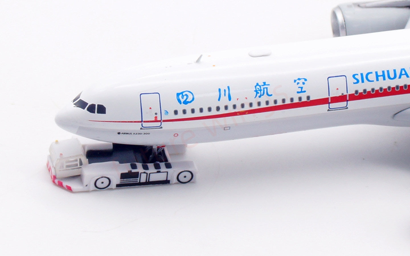 1:400 Aviation400 SiChuan Airlines A330-300 B-300V Aircraft Model Free Tractor+Stand