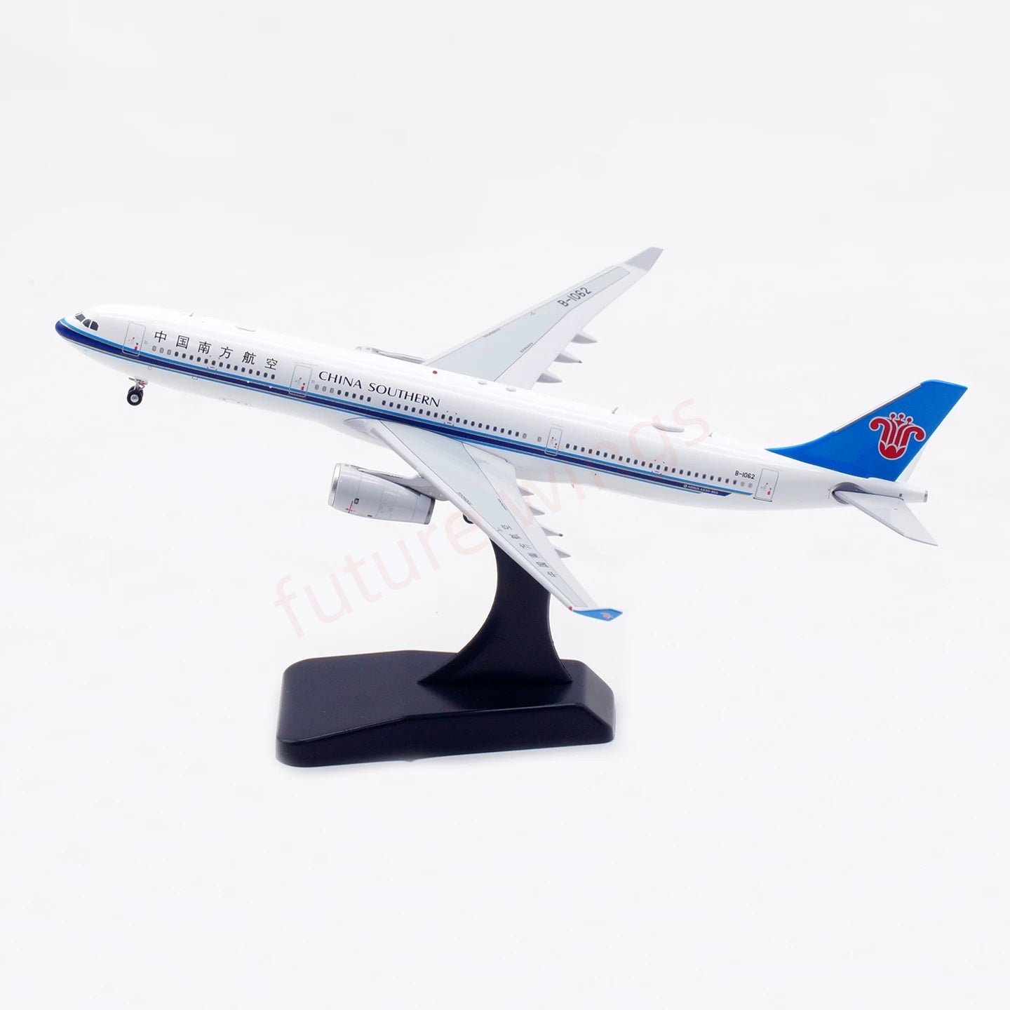 1:400 Aviation400 China Southern Airlines A330-300 B-1062 B-1063 B-1065 B-8365 B-8366 Aircraft Model Free Tractor+Stand