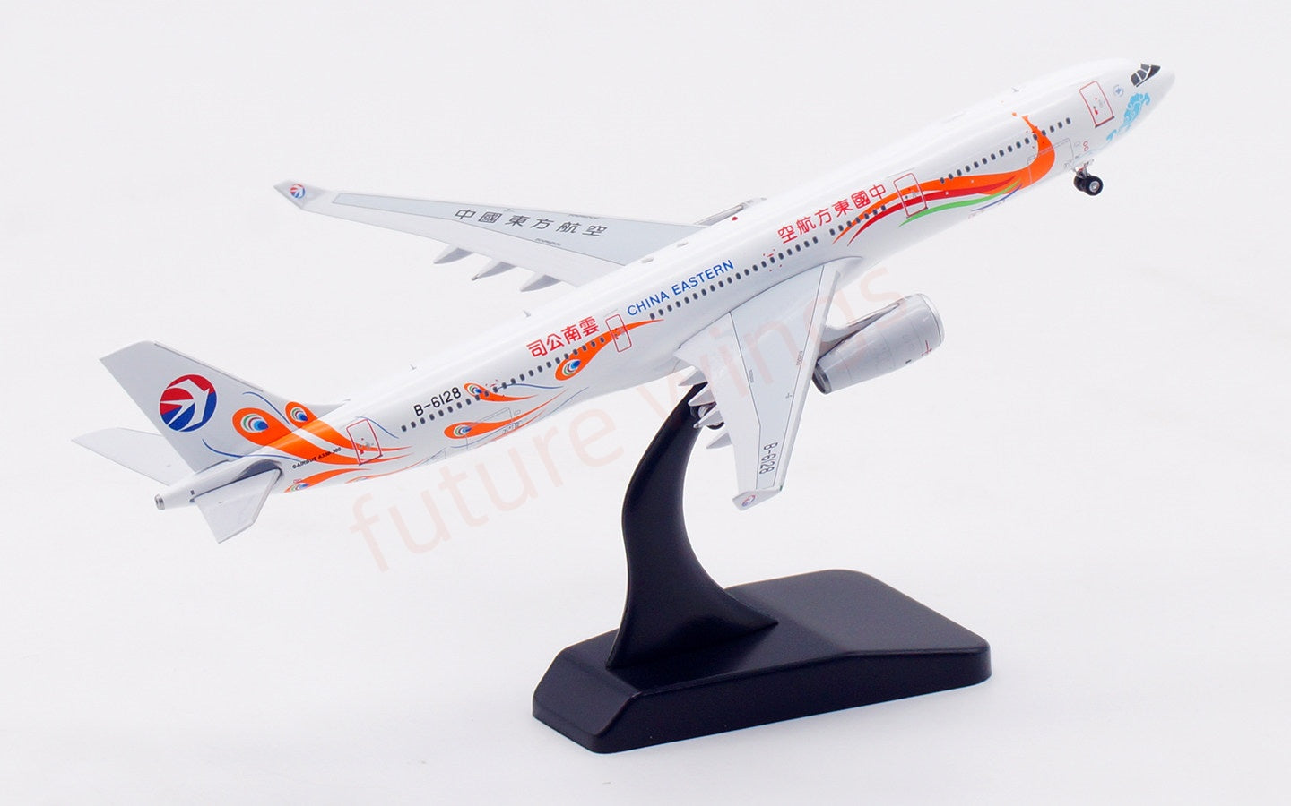 1:400 Aviation400 China Eastern Airlines A330-300 B-6128 Aircraft Model Free Tractor+Stand
