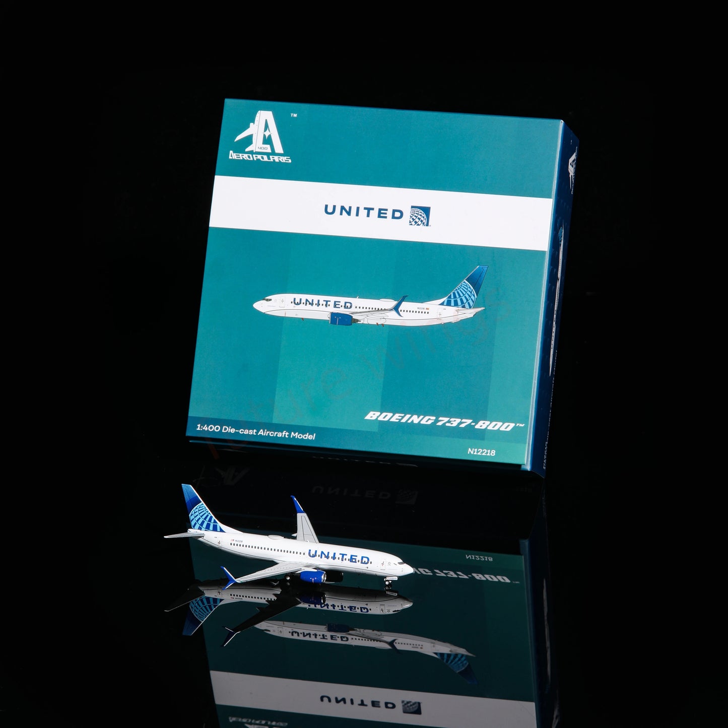1:400 AeroPolaris United Airlines B737-800 N12218 Aircraft Model+Free Tractor