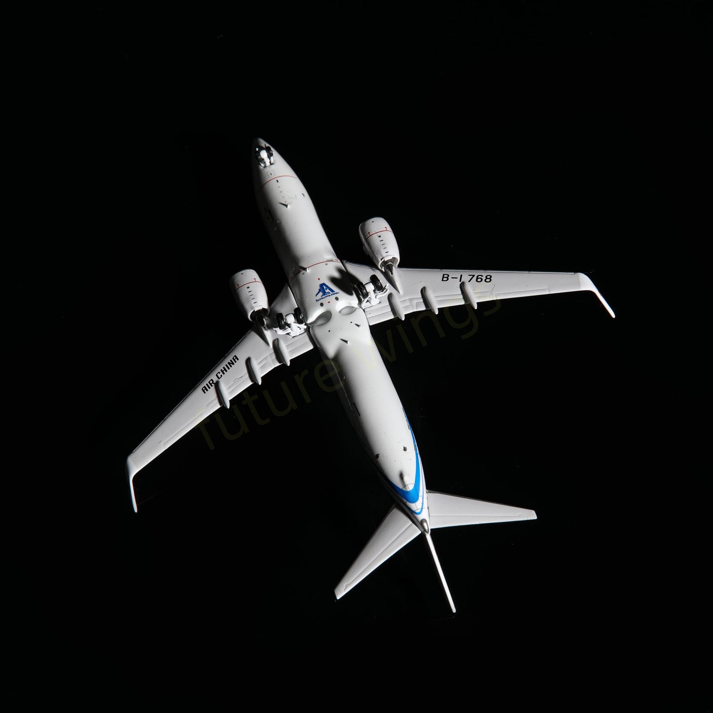 1:400 AeroPolaris Air China B737-800 B-1768 Aircraft Model+Free Tractor