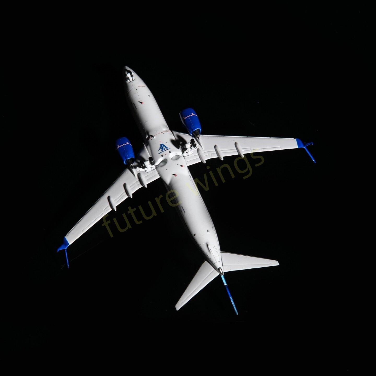 1:400 AeroPolaris United Airlines B737-800 N77520 Aircraft Model+Free Tractor