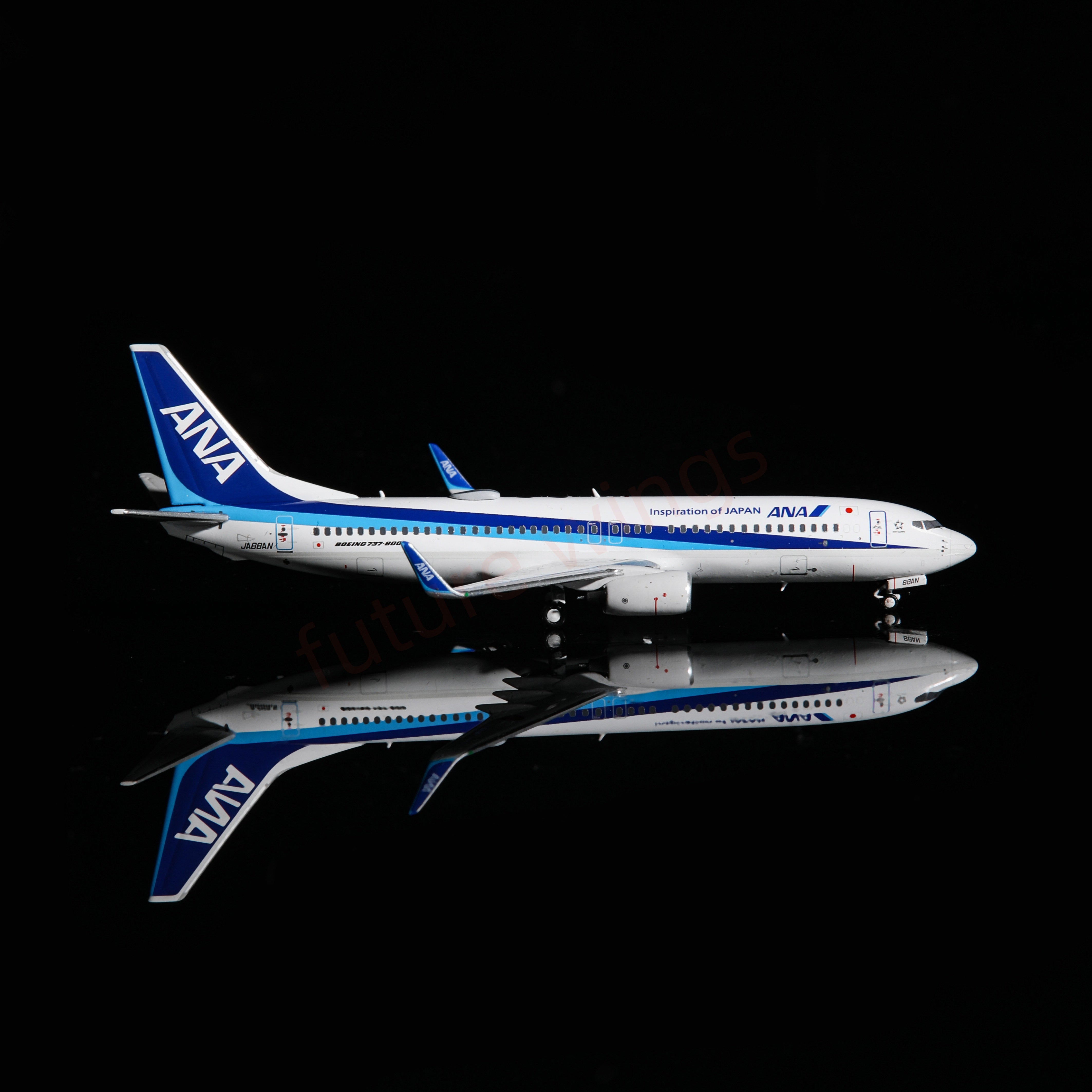 1:400 AeroPolaris ANA B737-800 JA88AN Aircraft Model+Free Tractor