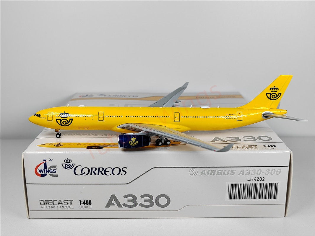 1:400 JC Wings LH4282 Correos A330-300 EC-LXA Aircraft Model+Free Tractor