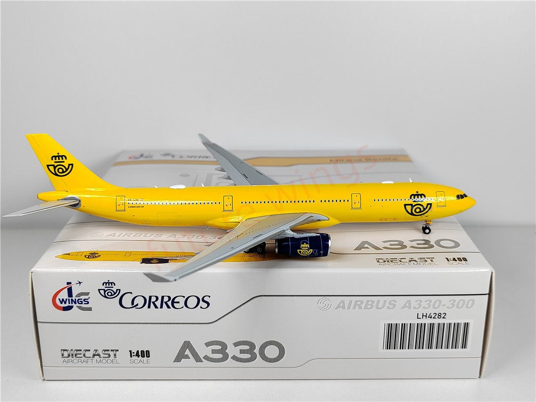 1:400 JC Wings LH4282 Correos A330-300 EC-LXA Aircraft Model+Free Tractor