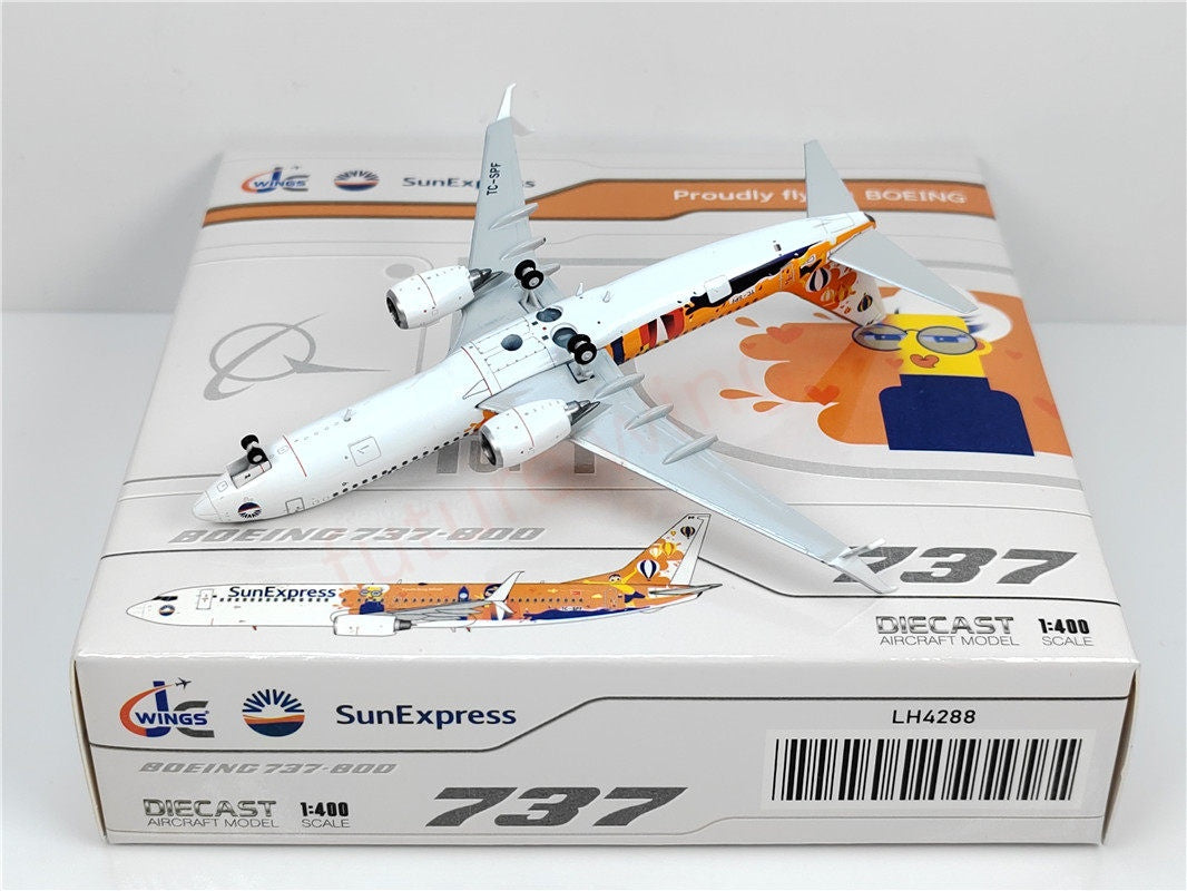 1:400 JC Wings LH4288 SunExpress B737-800 TC-SPF Aircraft Model+Free Tractor
