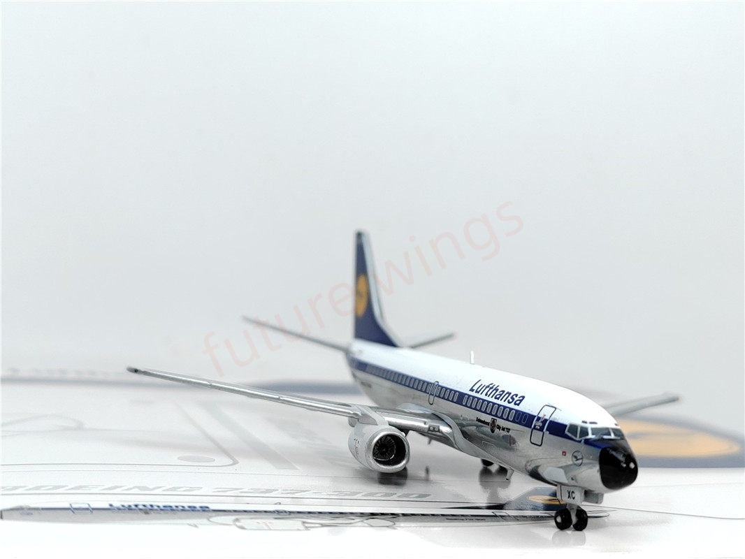 1:400 JC Wings EW4733002 Lufthansa Airlines B737-300 D-ABXC Aircraft Model+Free Tractor