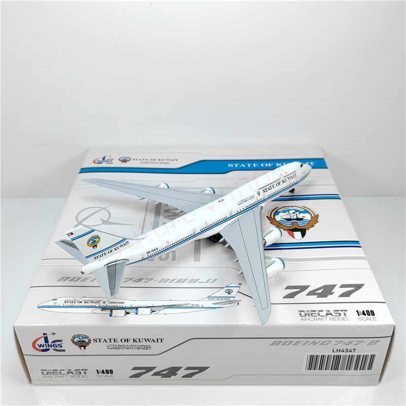 1:400 JC Wings LH4347 State of Kuwait B747-8 9K-GAA Aircraft Model+Free Tractor