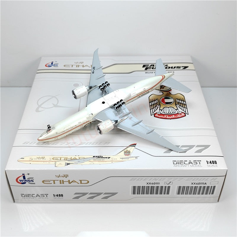 1:400 JC Wings XX40111 Etihad Airways B777-200LR A6-LRE Aircraft Model+Free Tractor