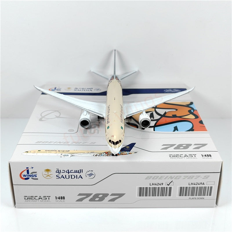 1:400 JC Wings LH4249 Saudia B787-9 HZ-AR13 Aircraft Model+Free Tractor
