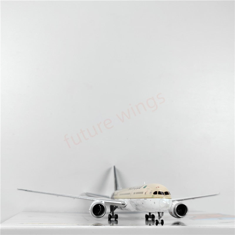 1:400 JC Wings LH4249 Saudia B787-9 HZ-AR13 Aircraft Model+Free Tractor